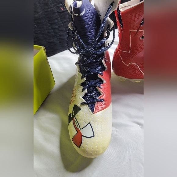 Under amour NIB collectors football cleats size 12 - Picture 4 of 11
